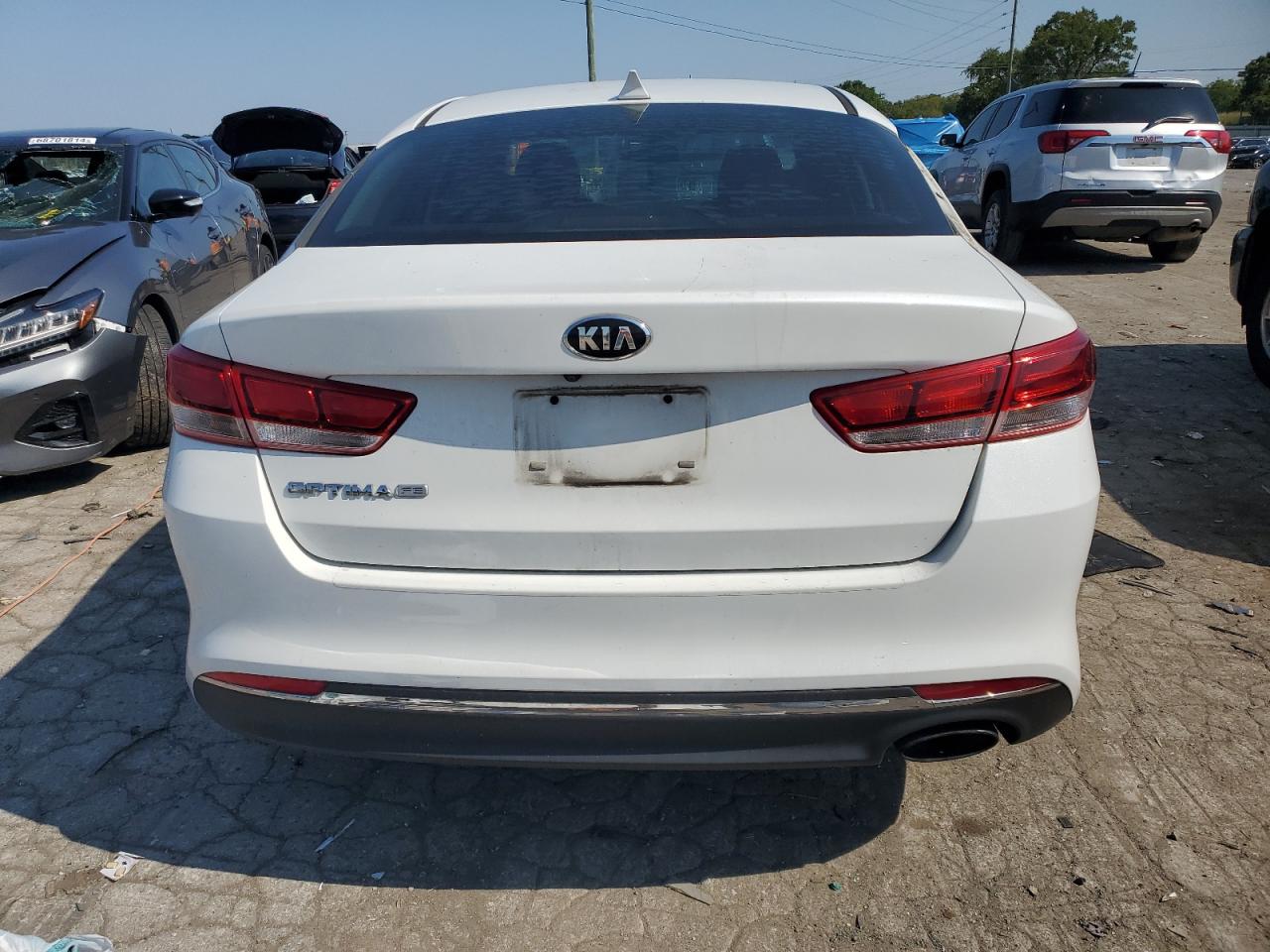 5XXGT4L33HG126463 2017 Kia Optima Lx