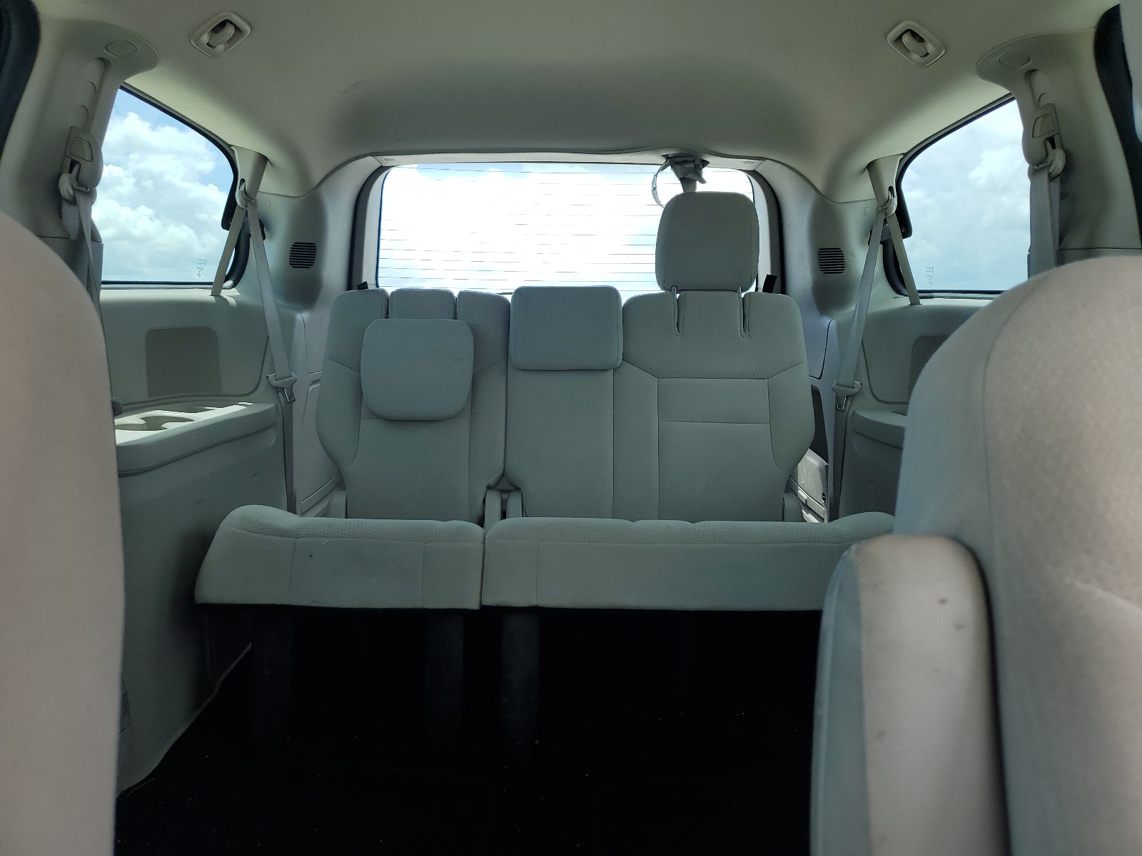 2C4RDGBG6ER338434 2014 Dodge Grand Caravan Se