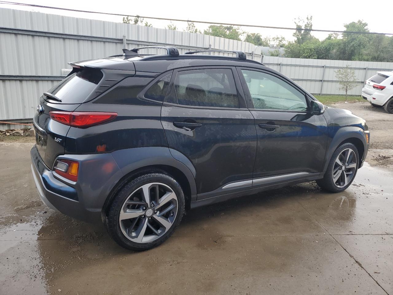 KM8K33A57MU613111 Hyundai Kona LIMIT 3