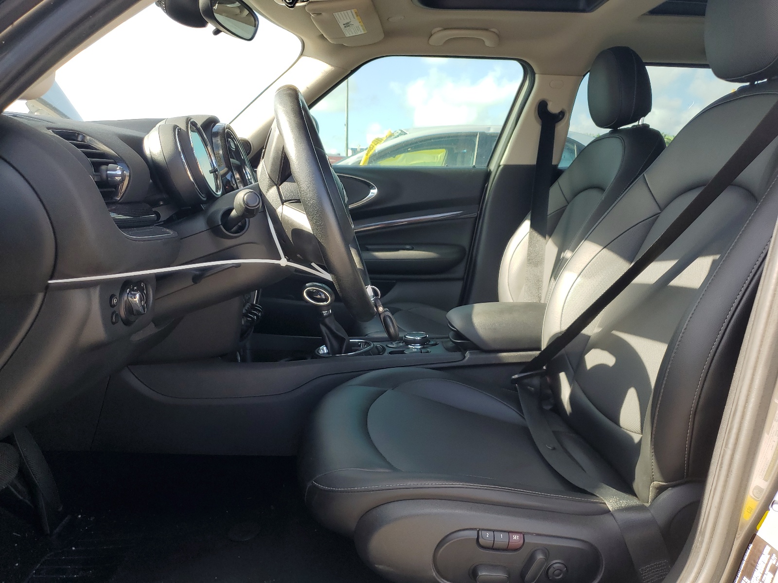 WMWLN9C58G2E48091 2016 Mini Cooper S Clubman