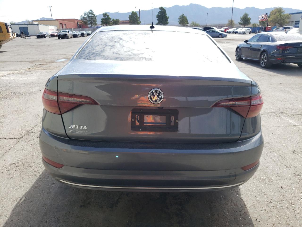 3VWC57BU1KM062737 2019 Volkswagen Jetta S