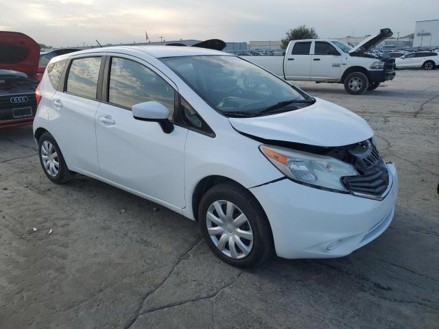 Hatchbacks NISSAN VERSA 2015 Biały