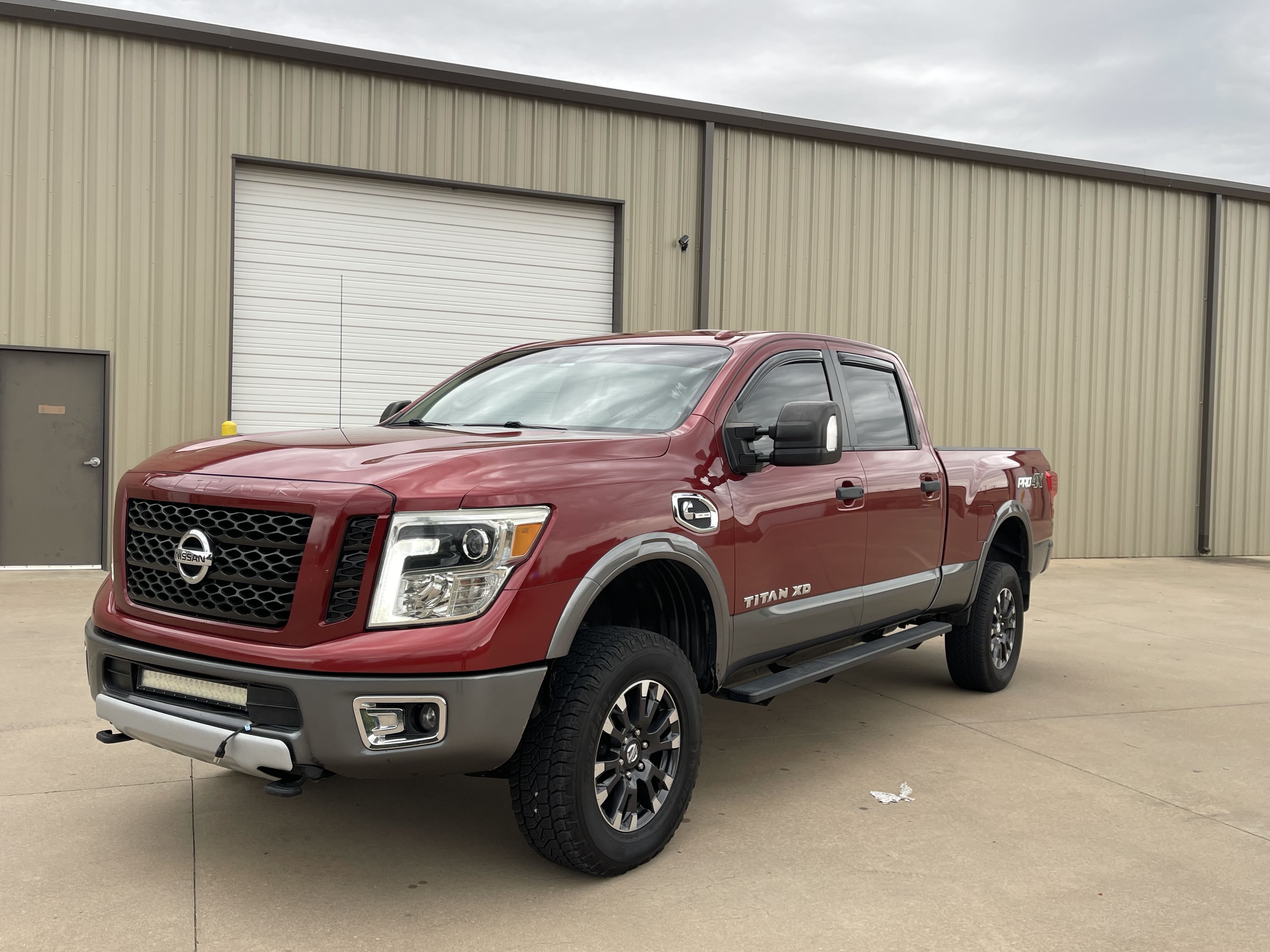 2016 Nissan Titan Xd Sl vin: 1N6BA1F40GN516889