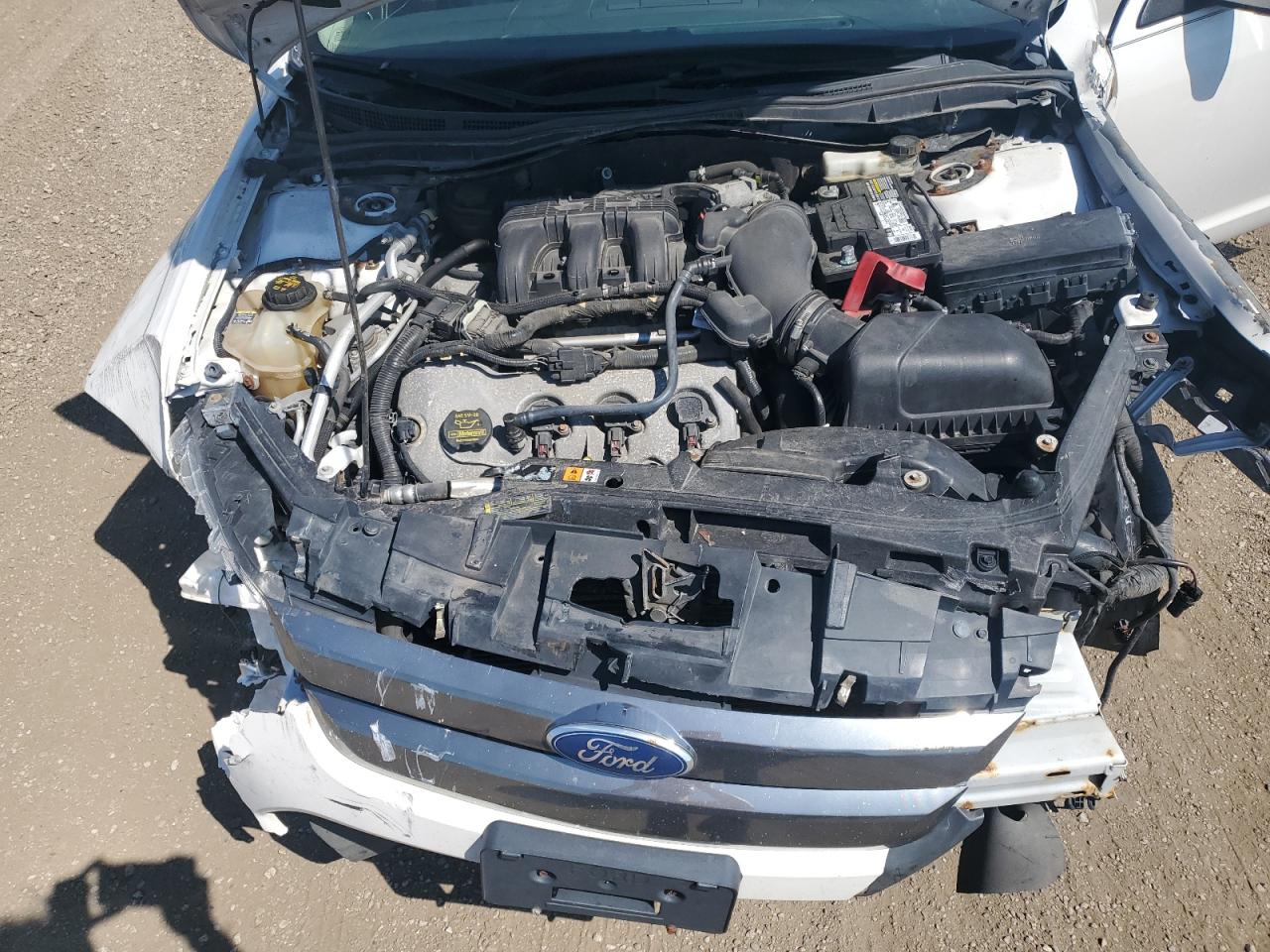 2012 Ford Fusion - Image 13