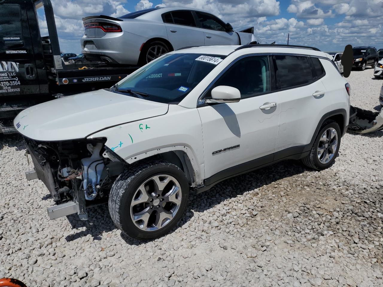 3C4NJCCB7KT793465 2019 JEEP COMPASS - Image 1