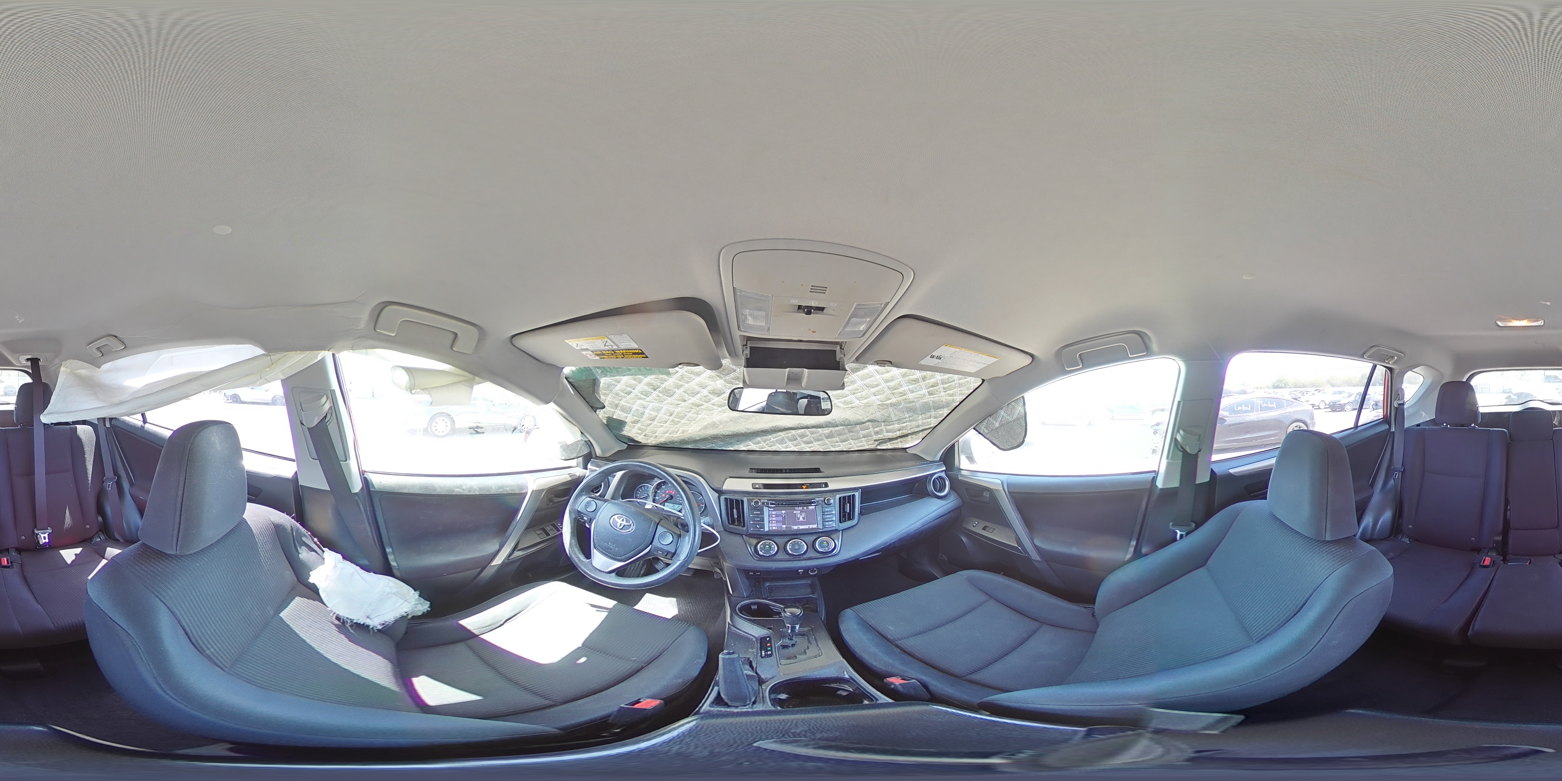 2016 Toyota RAV 4 - Image 13