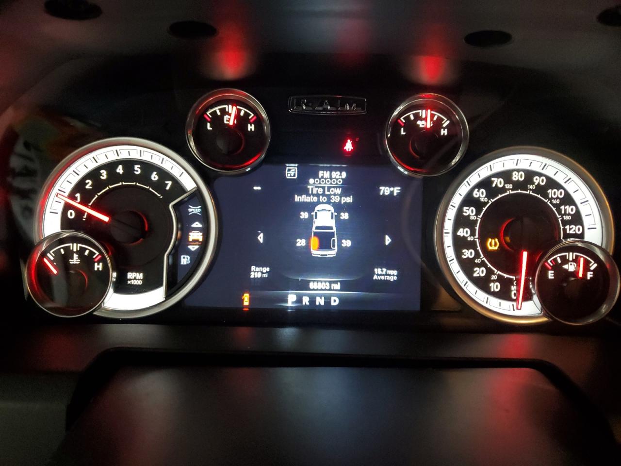 2018 Ram 1500 Slt VIN: 3C6RR7LG8JG252744 Lot: 66476614