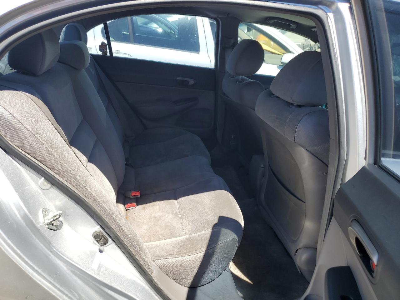 2007 Honda Civic Lx VIN: 1HGFA15527L102265 Lot: 67744954