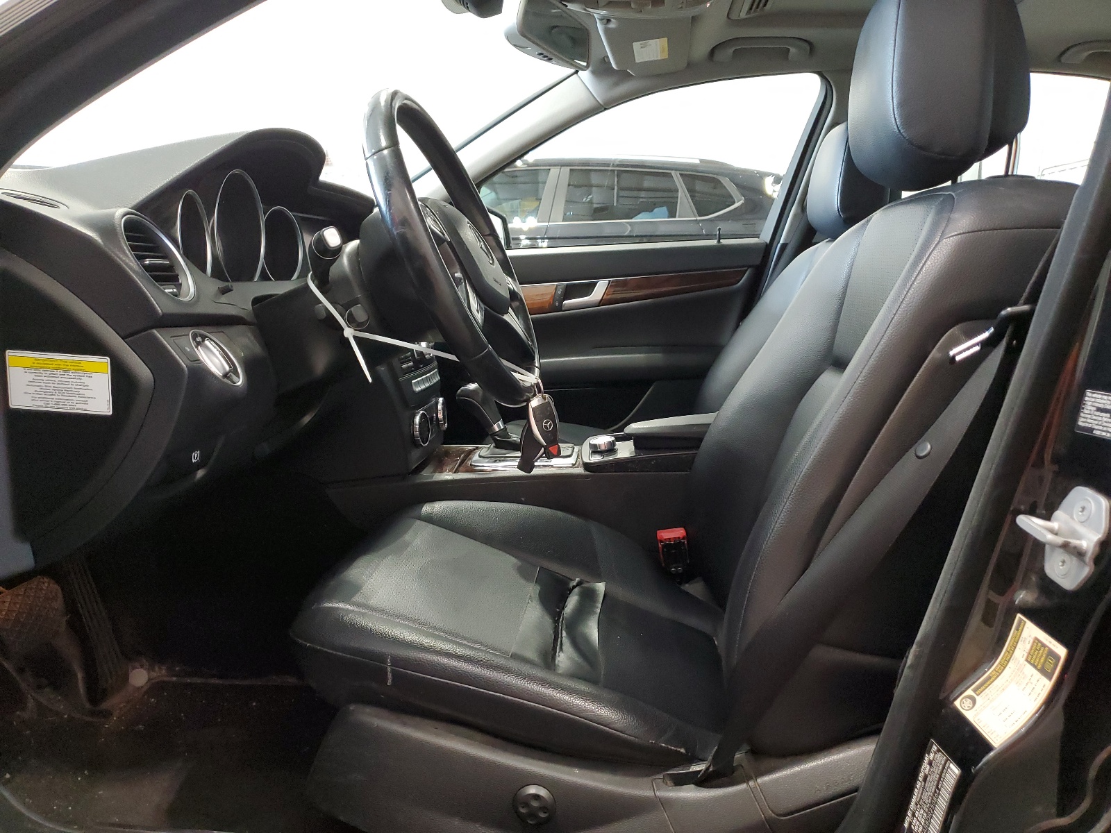 WDDGF8AB8DR250864 2013 Mercedes-Benz C 300 4Matic