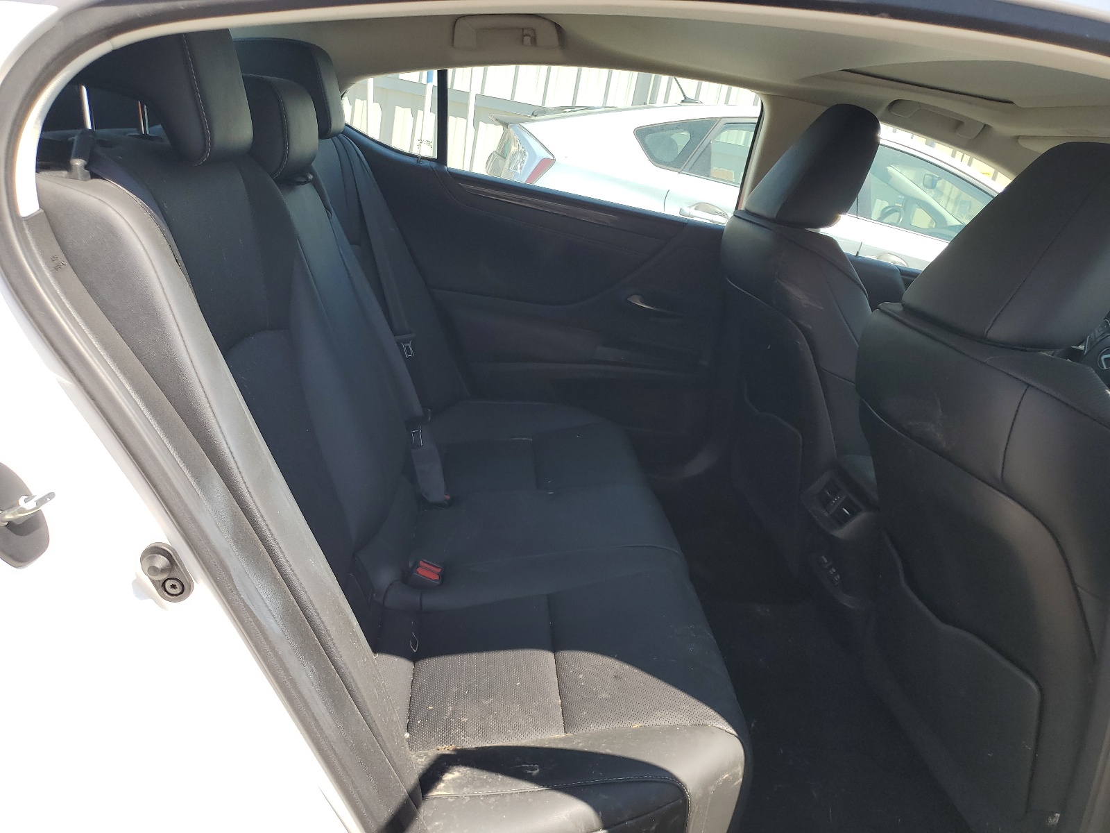 58ACZ1B17LU064701 2020 Lexus Es 350 Base