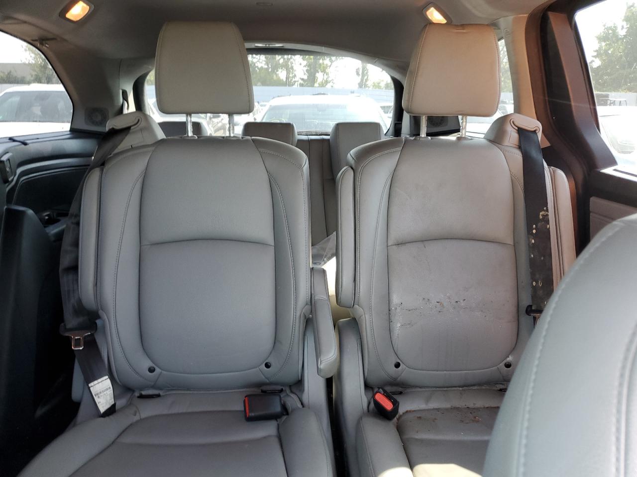 2019 Honda Odyssey - Image 10