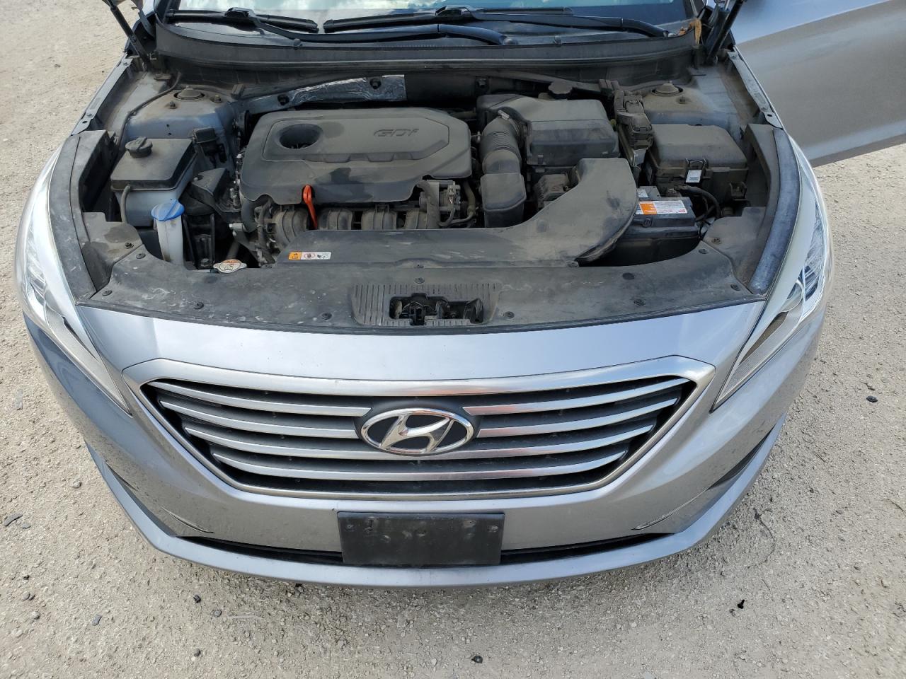 5NPE24AF7FH182138 2015 Hyundai Sonata Se