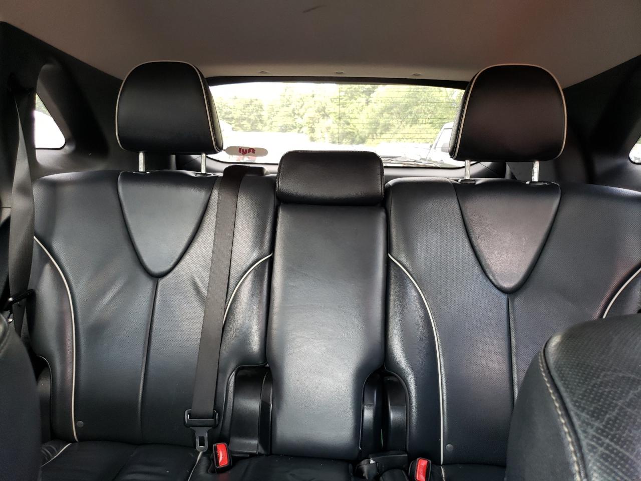 2015 Toyota Venza - Image 10