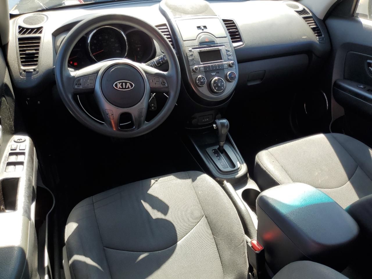 KNDJT2A22A7703101 2010 Kia Soul +