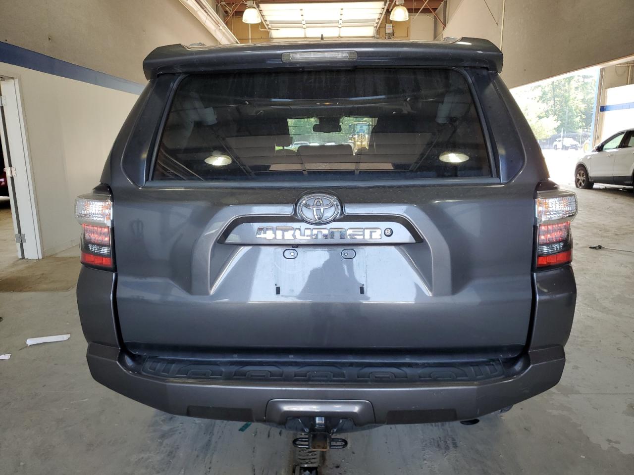 JTEBU5JRXG5365429 2016 Toyota 4Runner Sr5/Sr5 Premium