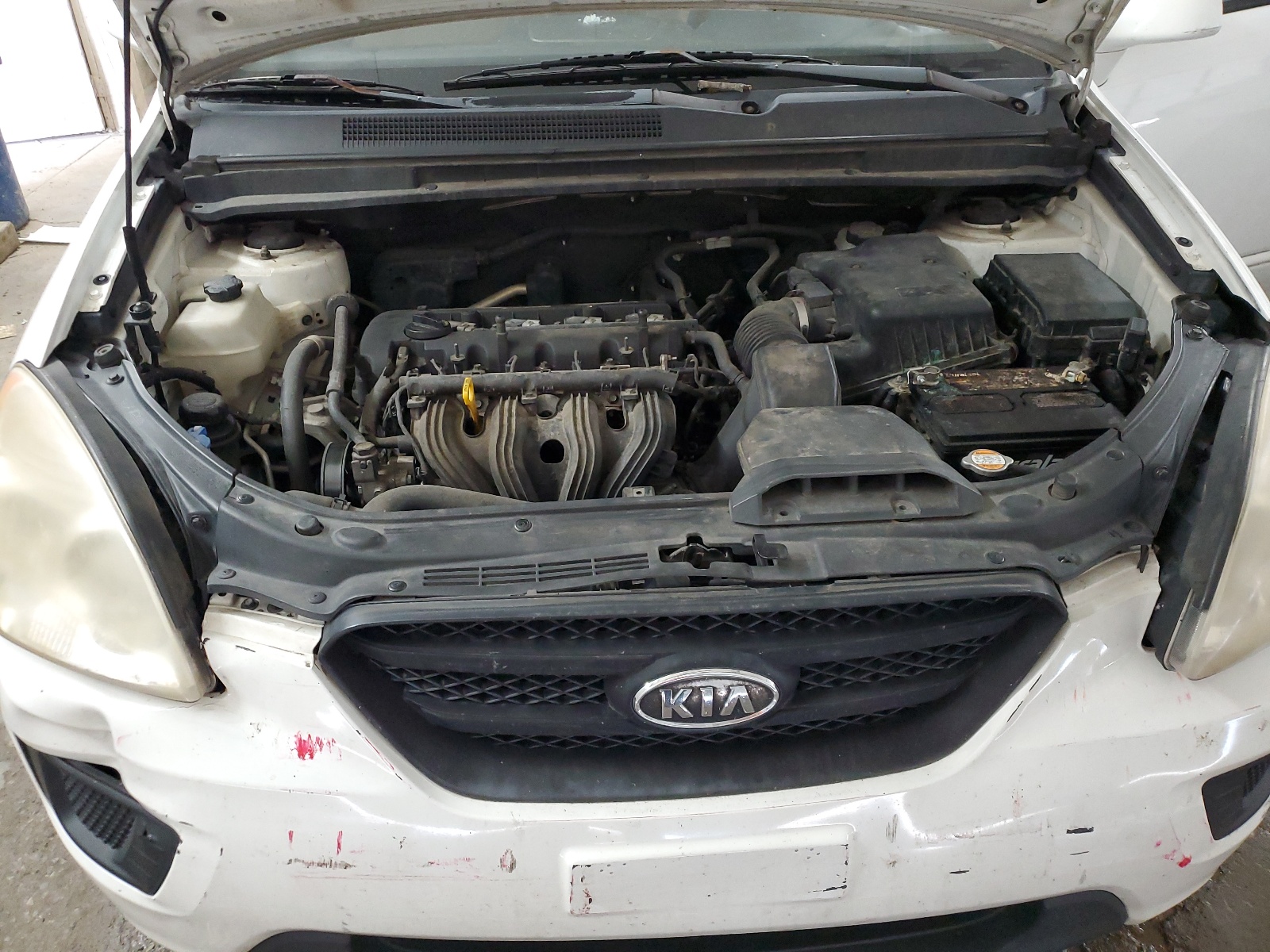 KNAFG525787199236 2008 Kia Rondo Base