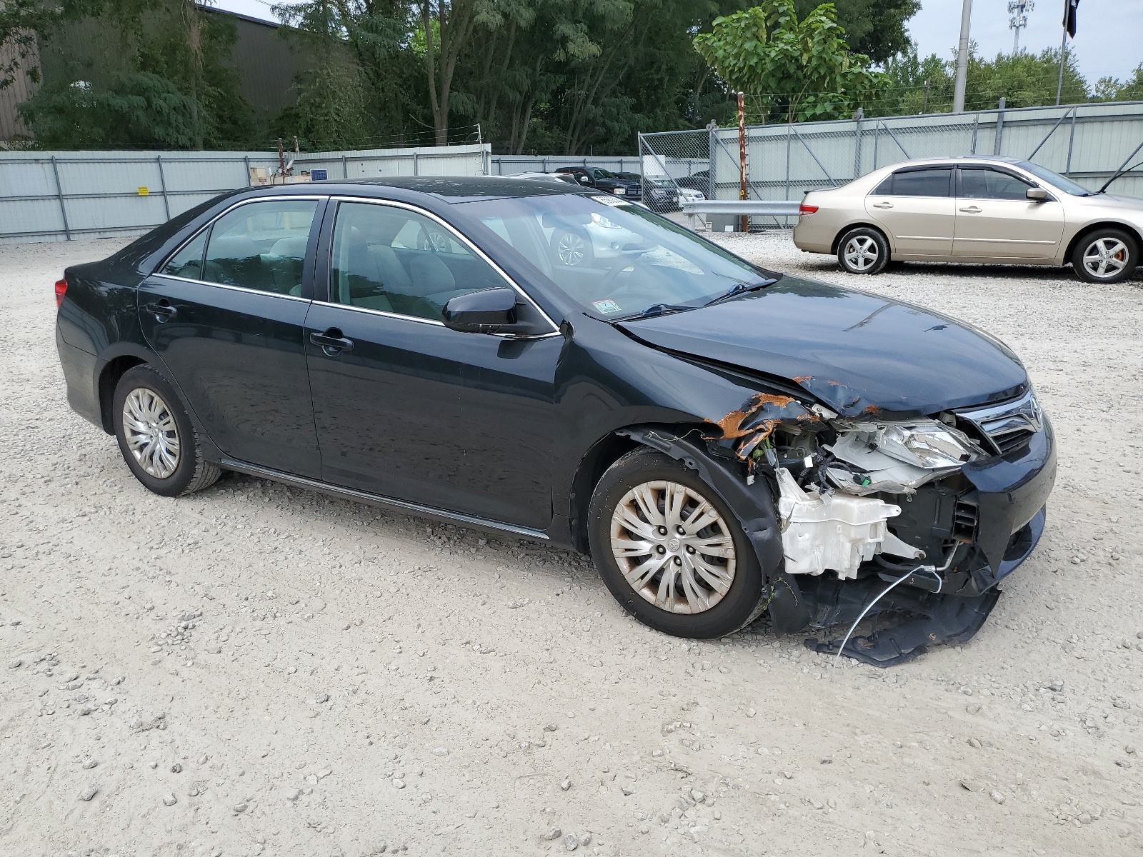 2014 Toyota Camry L vin: 4T4BF1FK7ER400595