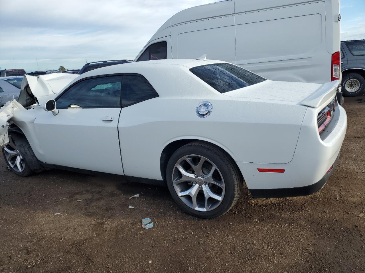 2C3CDZAGXGH345614 2016 DODGE CHALLENGER - Image 2