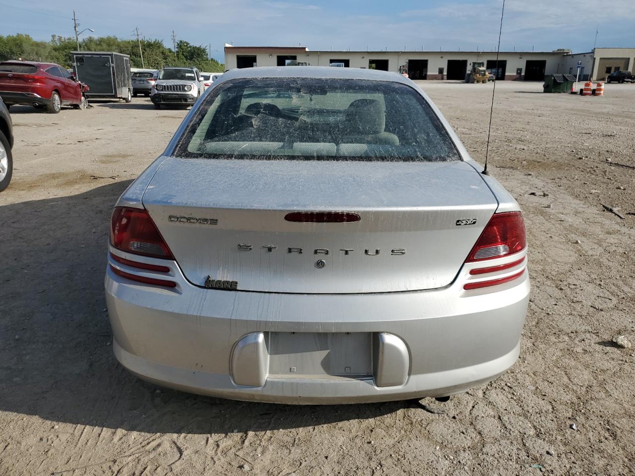 2005 Dodge Stratus - Image 6