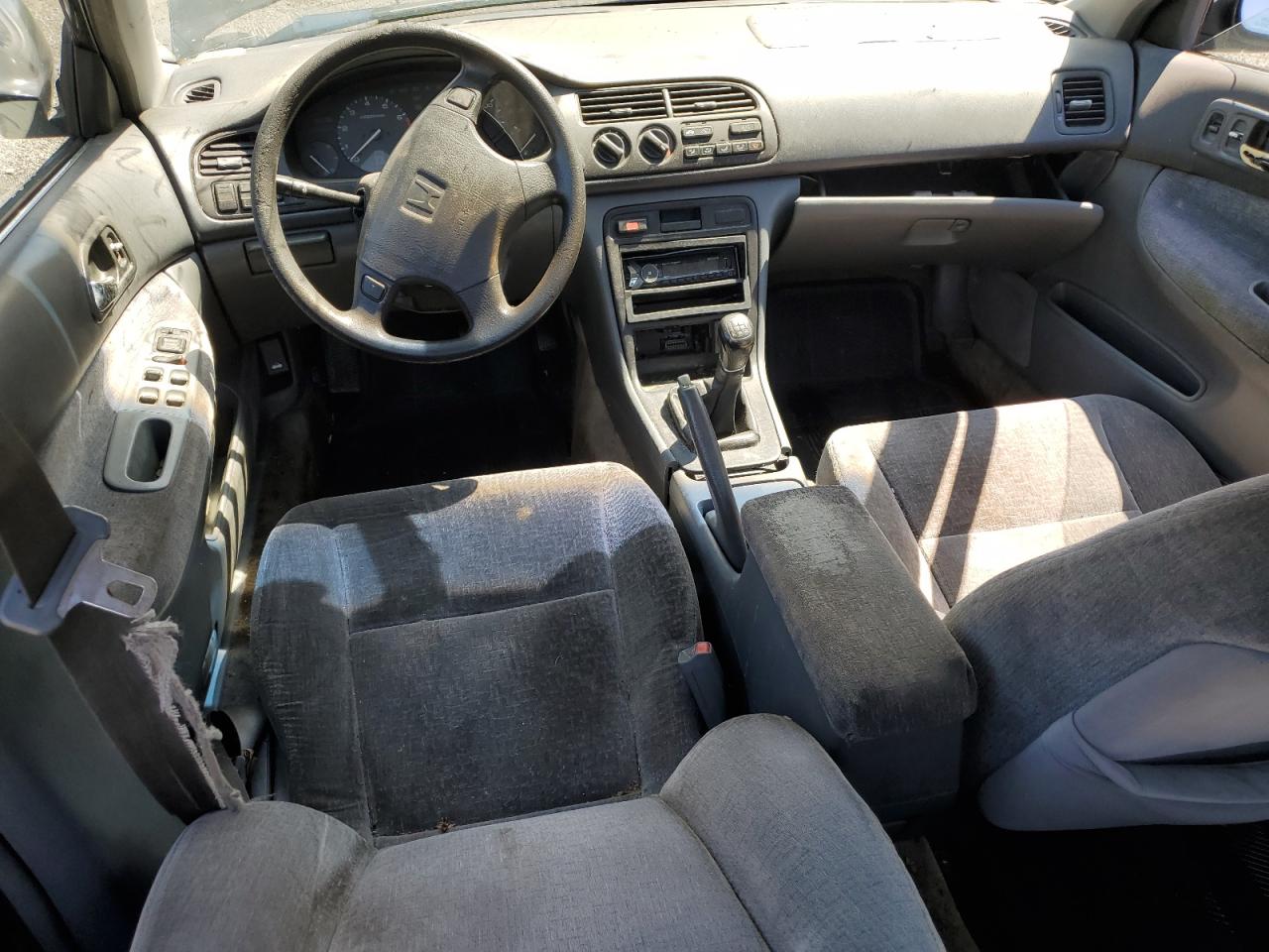 1996 Honda Accord Ex VIN: 1HGCD5550TA068639 Lot: 66709784