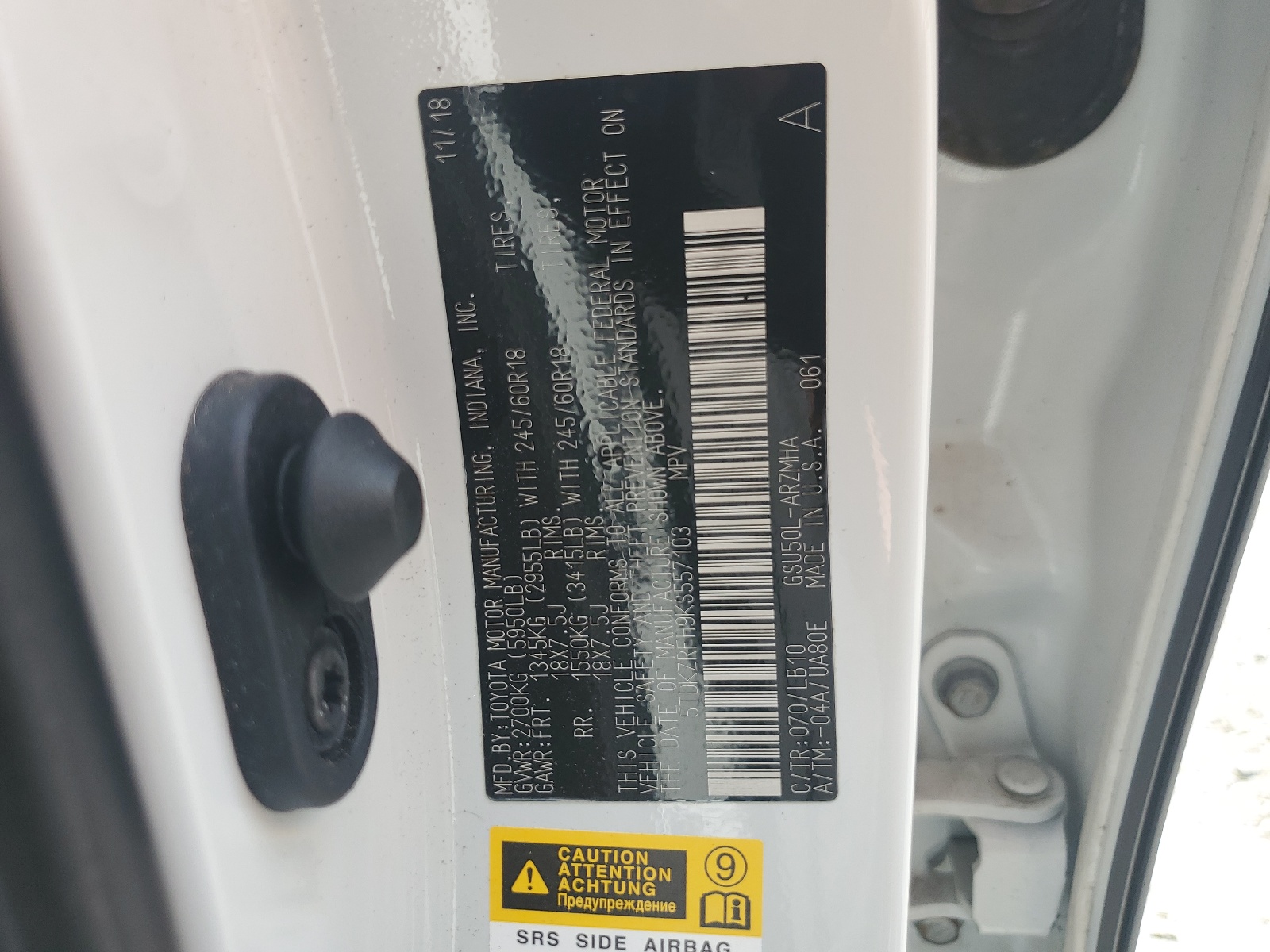 5TDKZRFH9KS557103 2019 Toyota Highlander Se