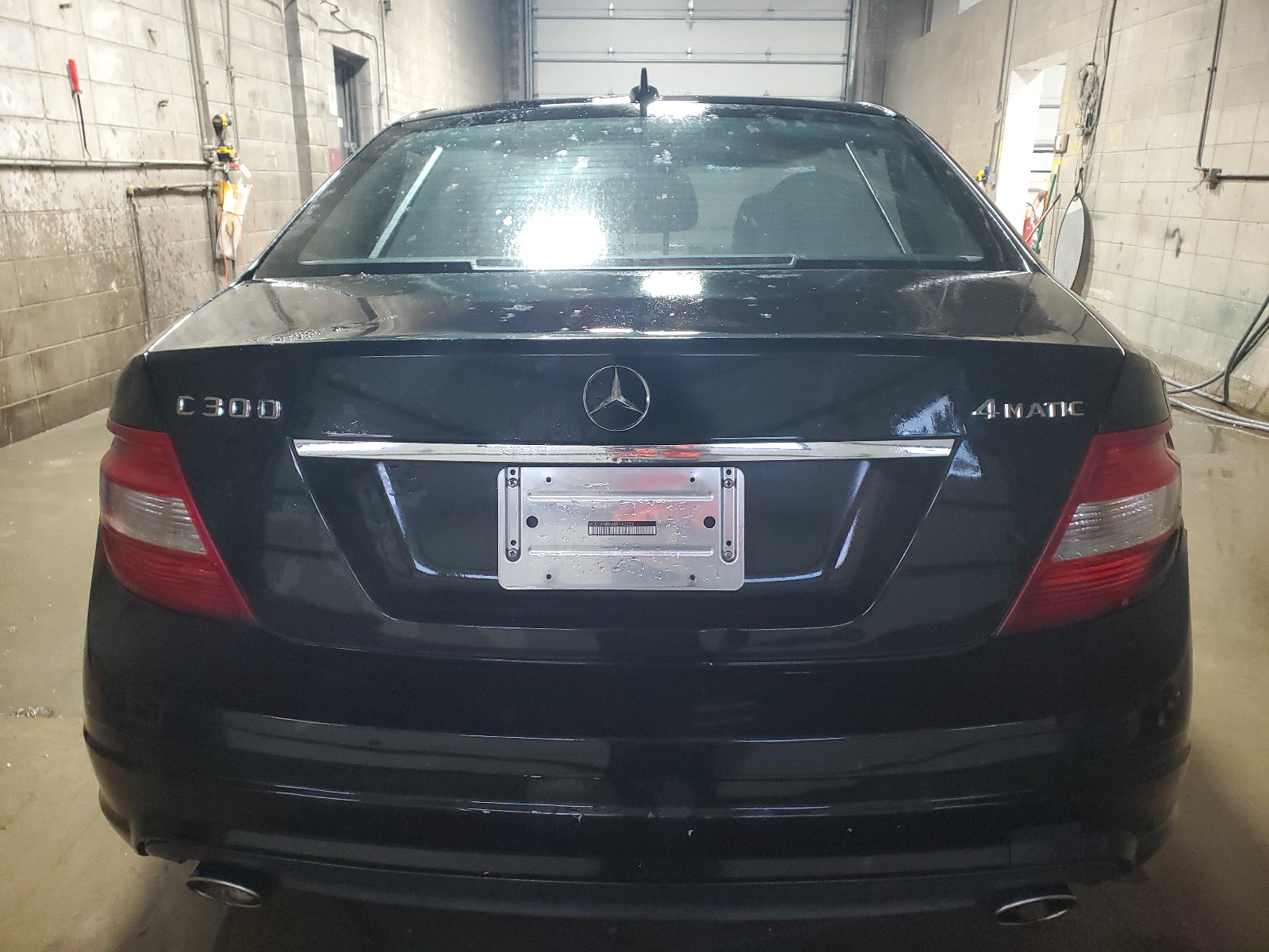 WDDGF8BB4BR142222 2011 Mercedes-Benz C 300 4Matic