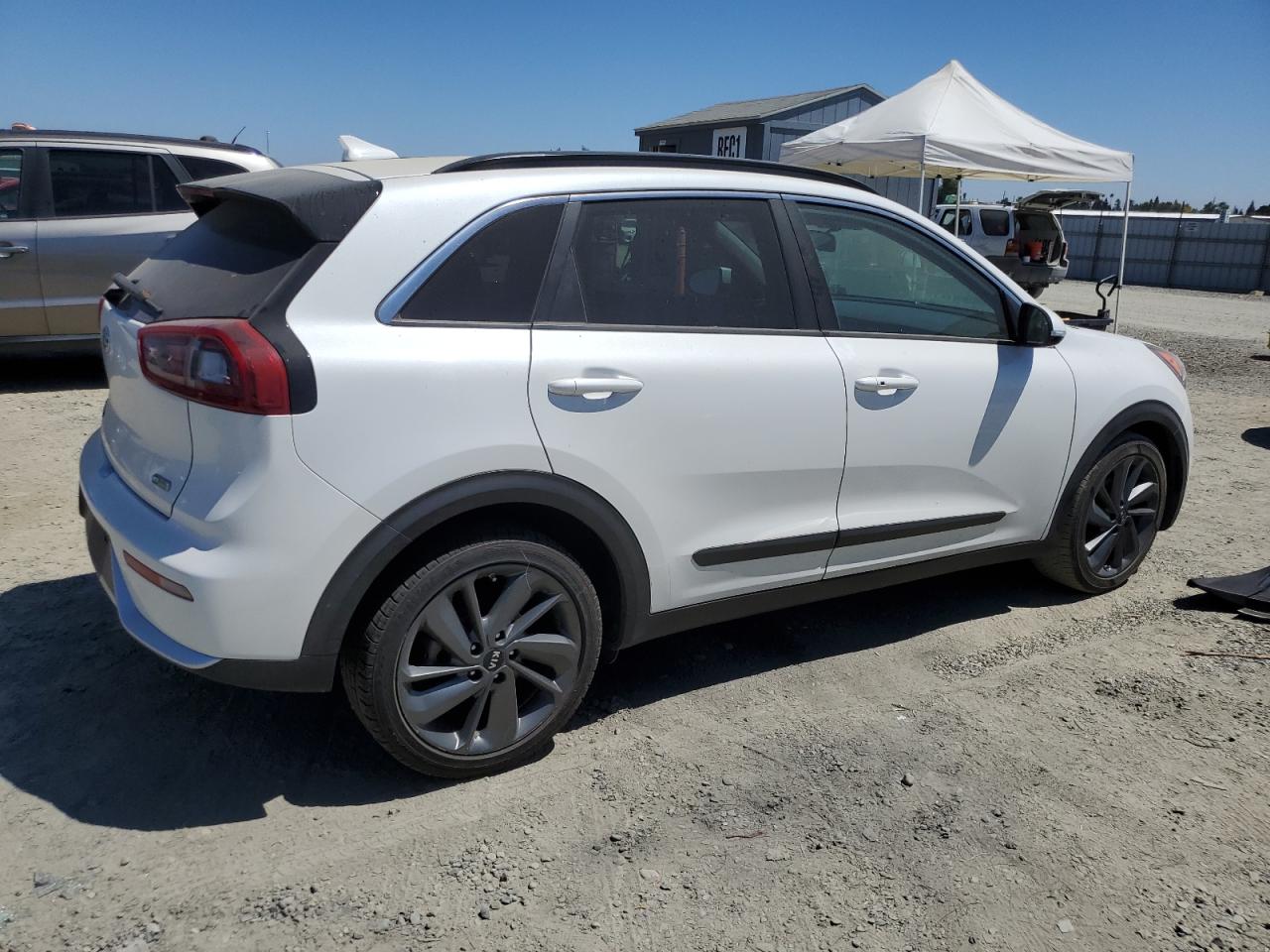 2017 Kia Niro Ex VIN: KNDCC3LCXH5066193 Lot: 66978974