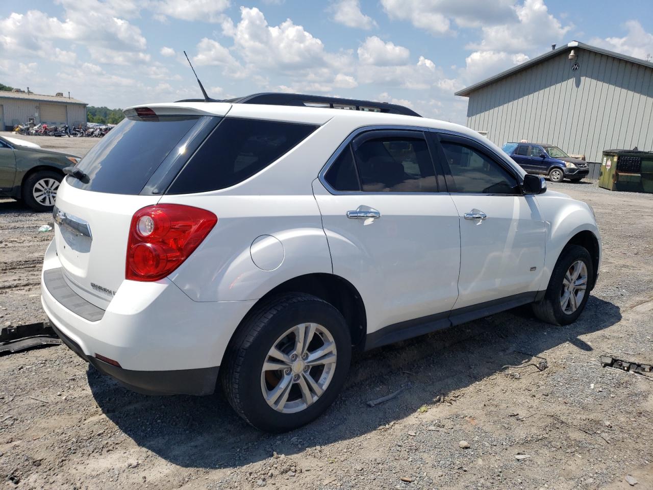 2011 Chevrolet Equinox - Image 3