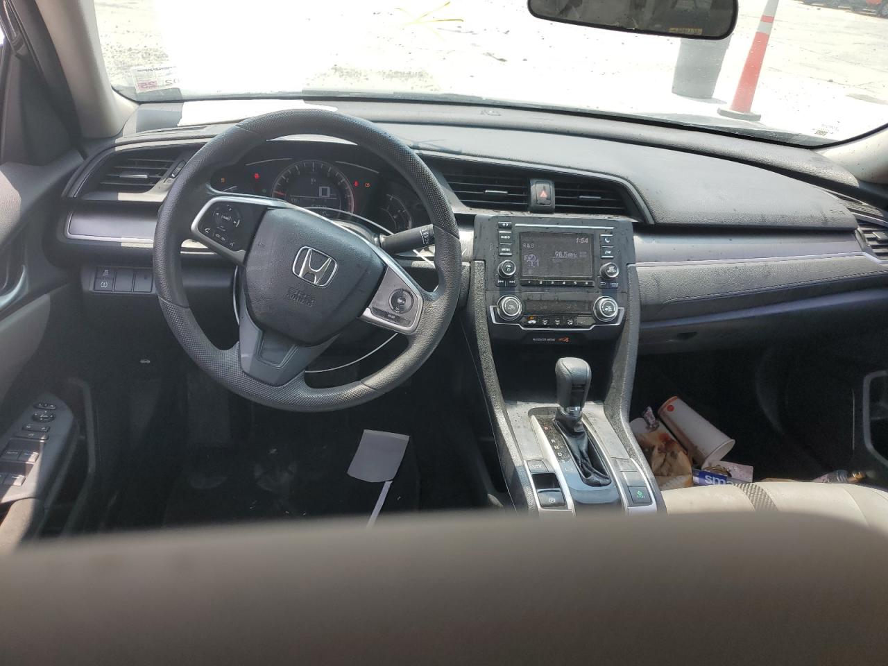 19XFC2F56HE032180 2017 Honda Civic Lx