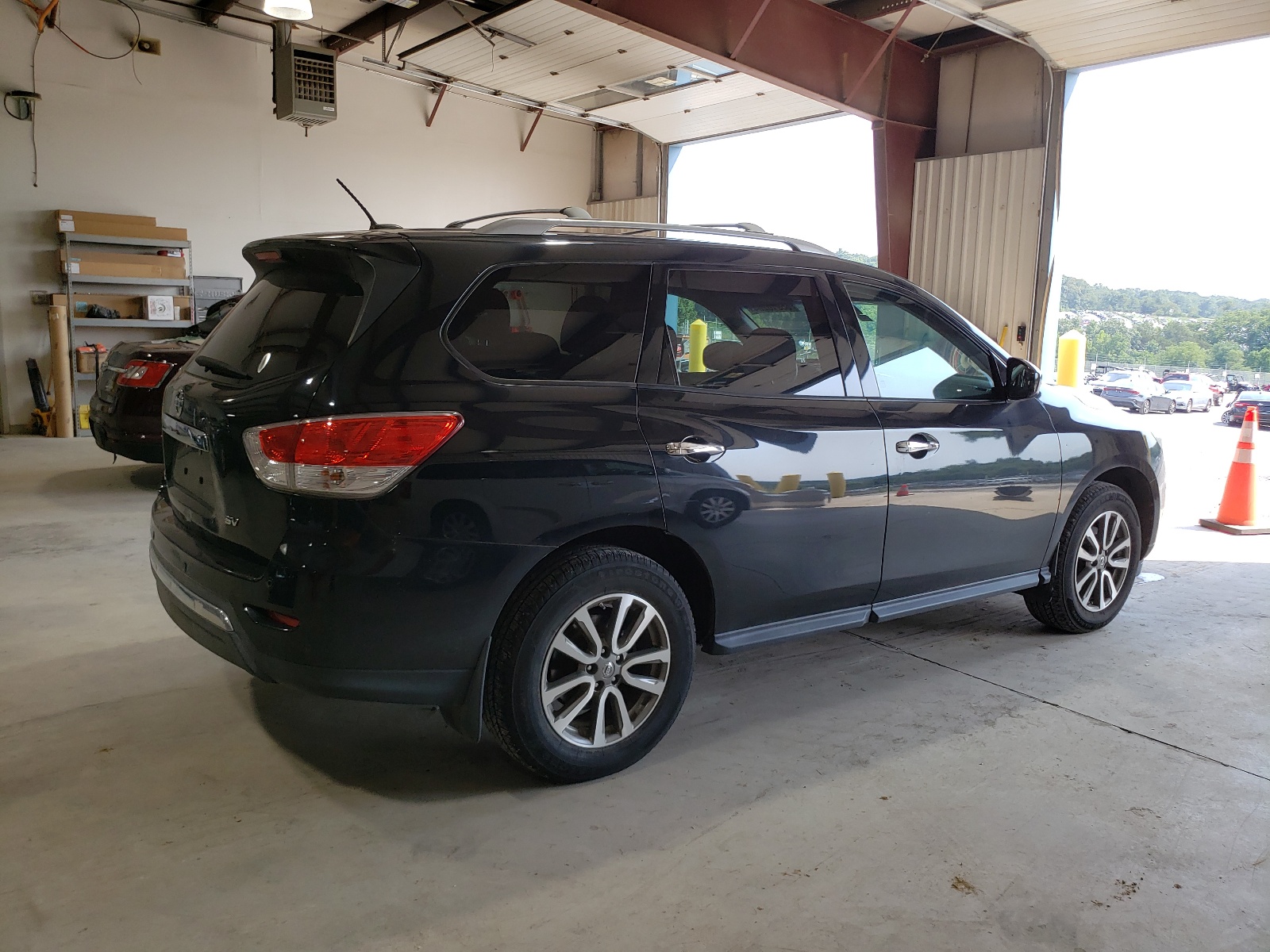 2013 Nissan Pathfinder S vin: 5N1AR2MN5DC648929