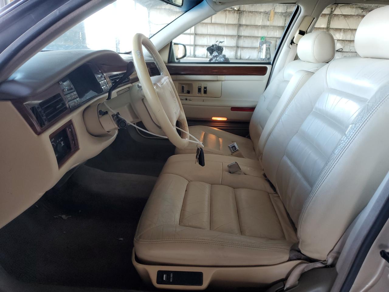 1995 Cadillac Deville VIN: 1G6KD52B4SU241552 Lot: 67471464