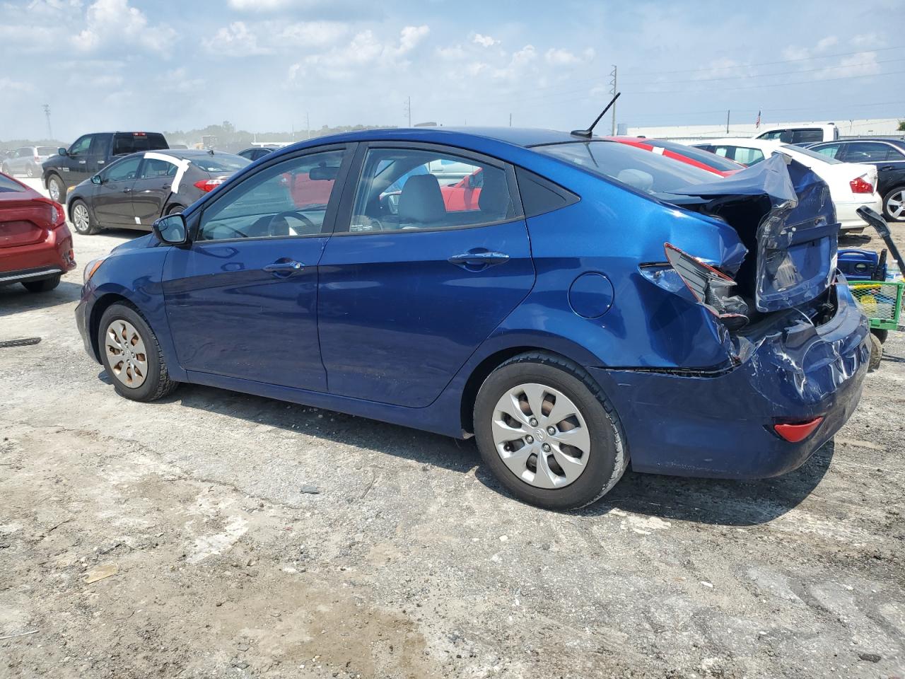 VIN KMHCT4AEXFU897217 2015 HYUNDAI ACCENT no.2