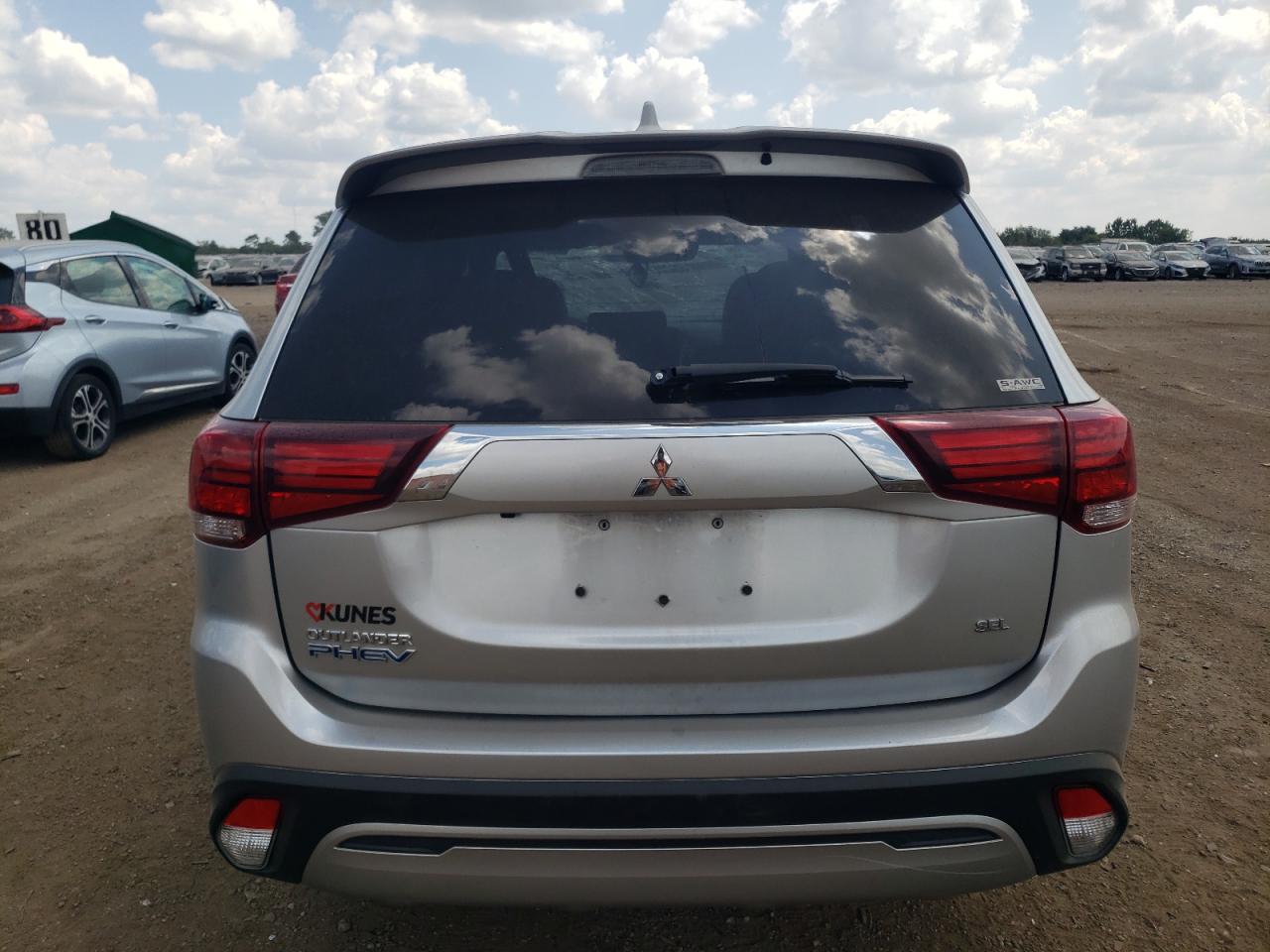 JA4J2VA73NZ028895 2022 Mitsubishi Outlander Sel