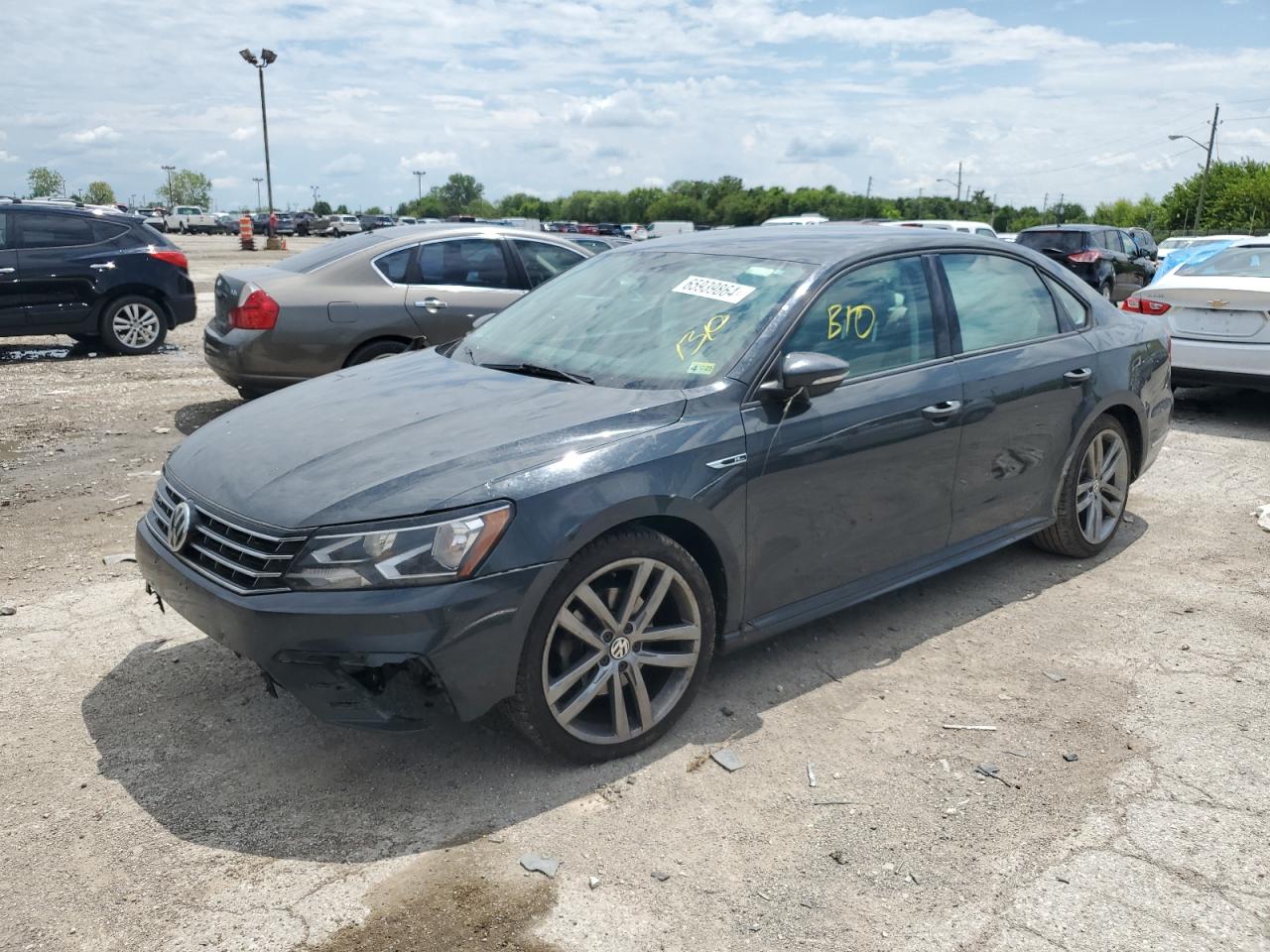 1VWAA7A32JC010559 2018 VOLKSWAGEN PASSAT - Image 1