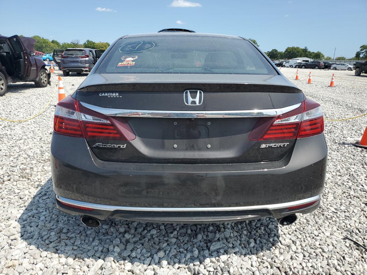 1HGCR2F58HA215134 2017 Honda Accord Sport