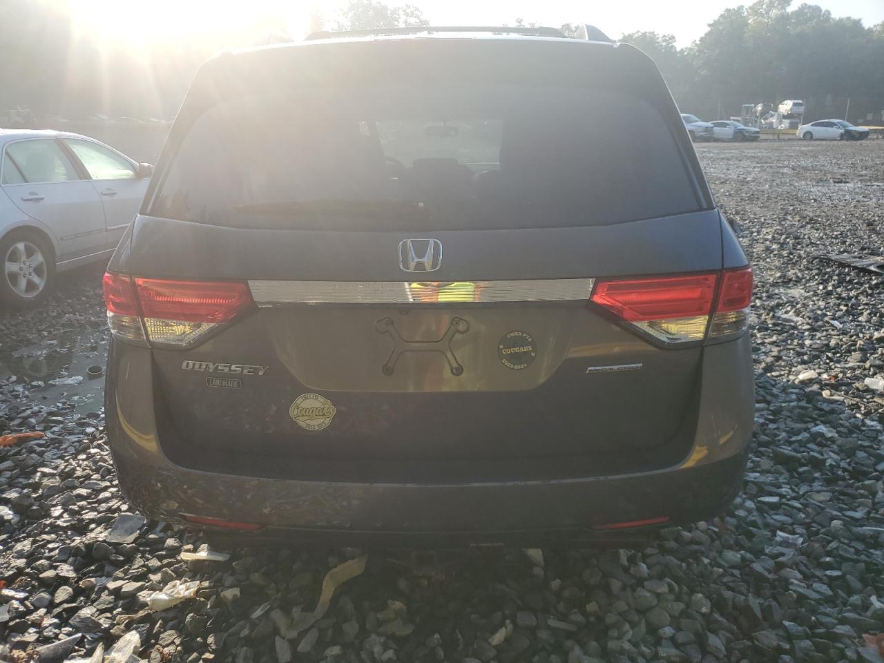 5FNRL5H35GB113075 2016 Honda Odyssey Se