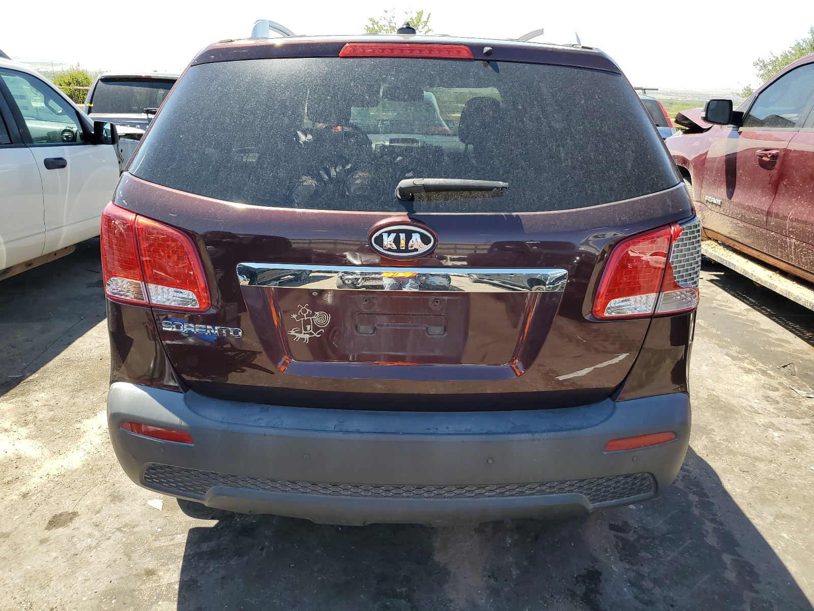 5XYKTCA11BG037077 2011 Kia Sorento Base