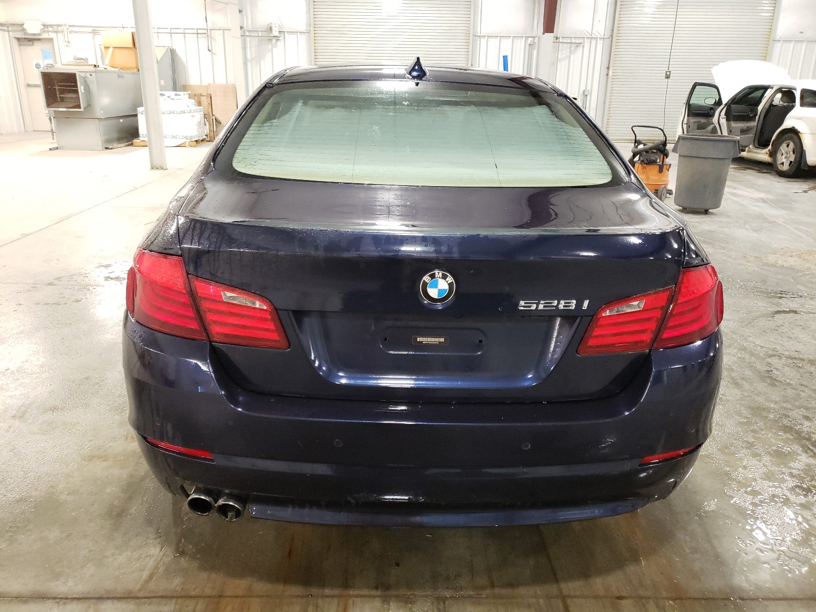 WBAFR1C52BDV82706 2011 BMW 528 I