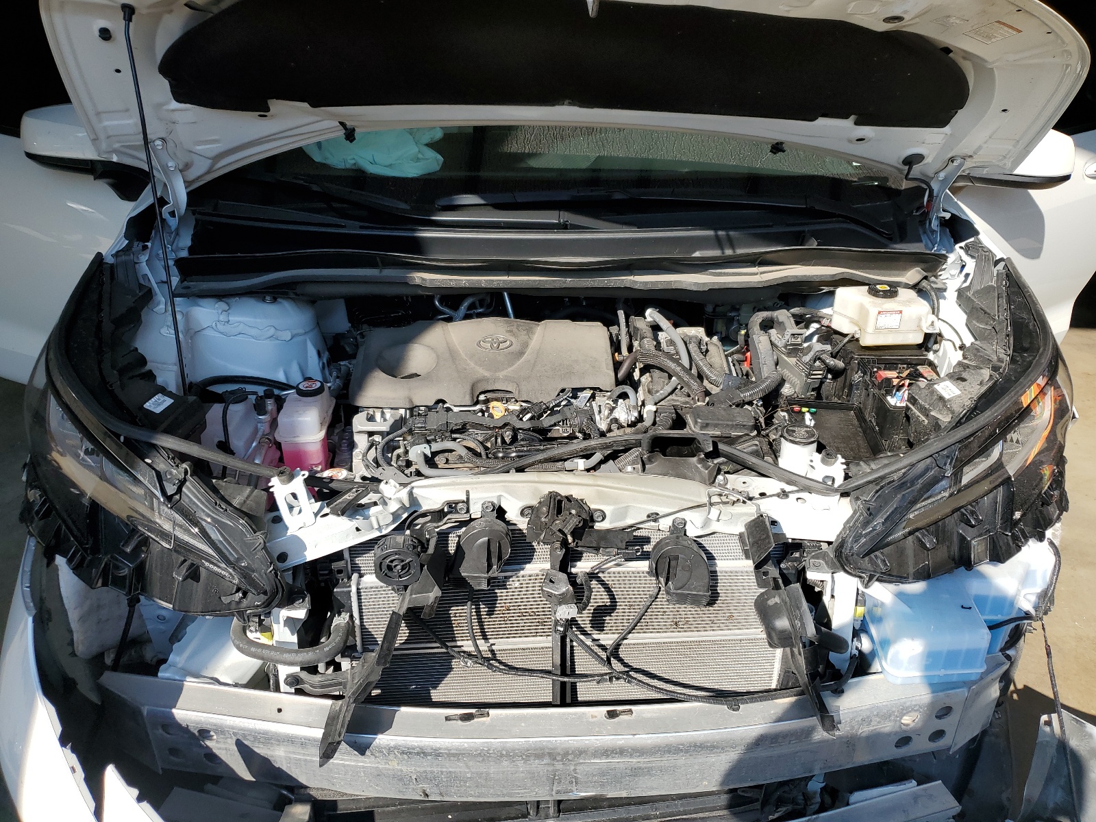 5TDYRKEC3NS110049 2022 Toyota Sienna Xle