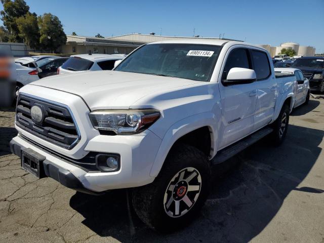  TOYOTA TACOMA 2018 White