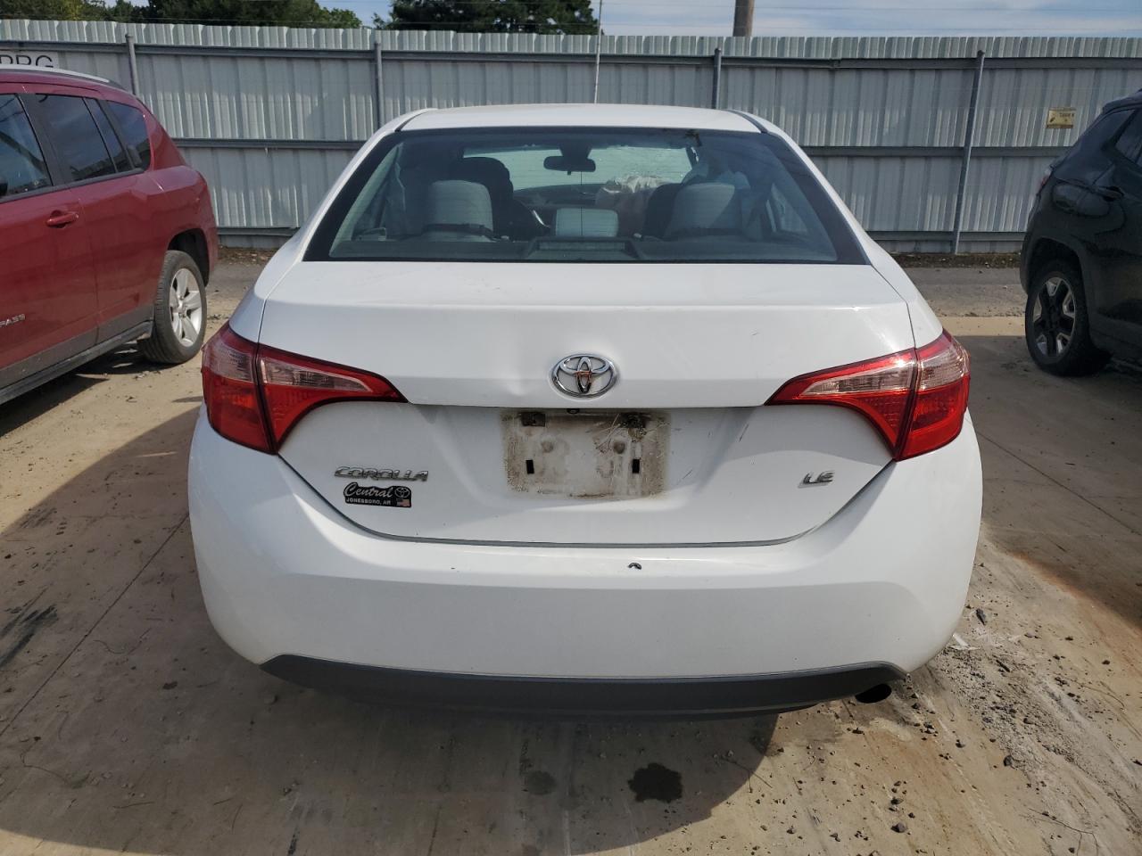 2017 Toyota Corolla L VIN: 5YFBURHE9HP709853 Lot: 68584384