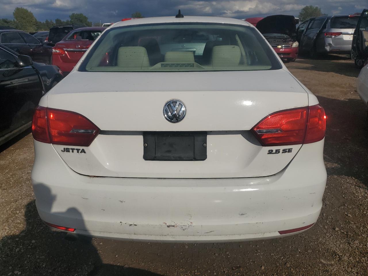 3VWDX7AJ2BM304800 2011 Volkswagen Jetta Se