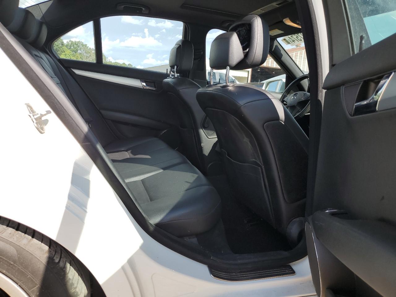 2010 Mercedes-Benz C 300 VIN: WDDGF5EB5AF383393 Lot: 68527574