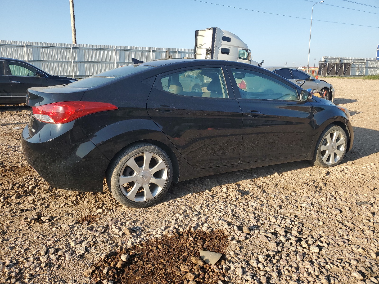 2012 Hyundai Elantra Gls vin: KMHDH4AE0CU185803