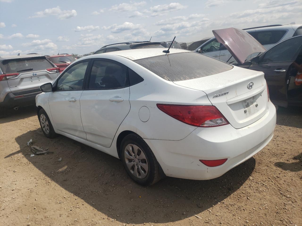 KMHCT4AE3FU826425 2015 HYUNDAI ACCENT - Image 2