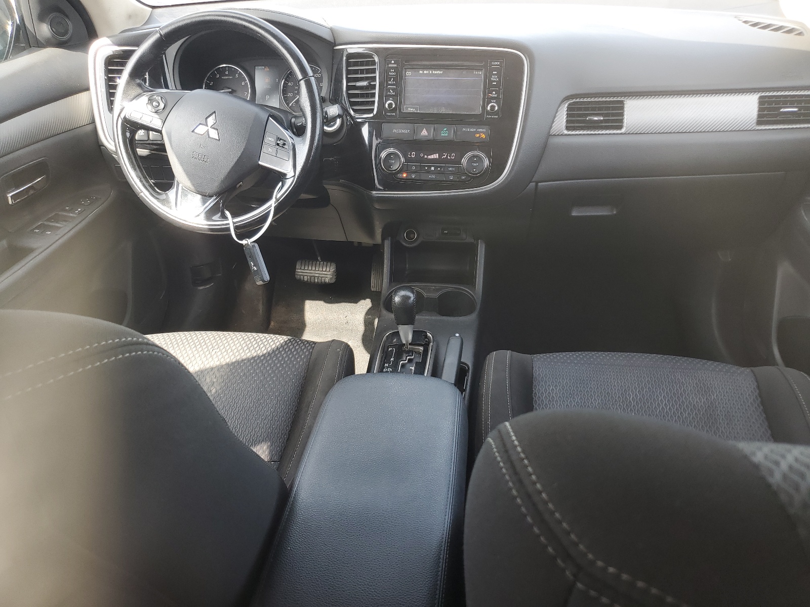 JA4AZ3A35GZ056858 2016 Mitsubishi Outlander Se