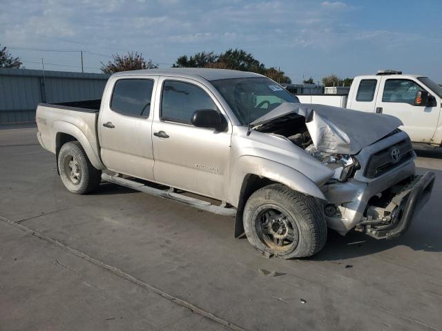  TOYOTA TACOMA 2015 Srebrny