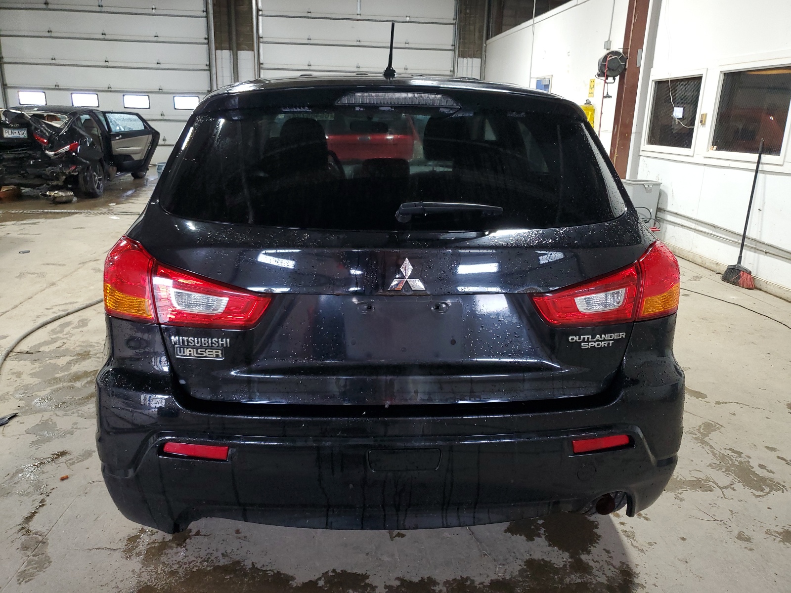 JA4AP3AU7BZ004803 2011 Mitsubishi Outlander Sport Es