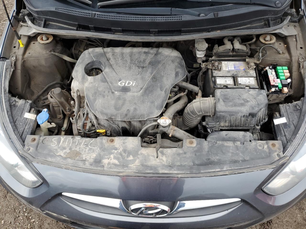 2013 Hyundai Accent - Image 11