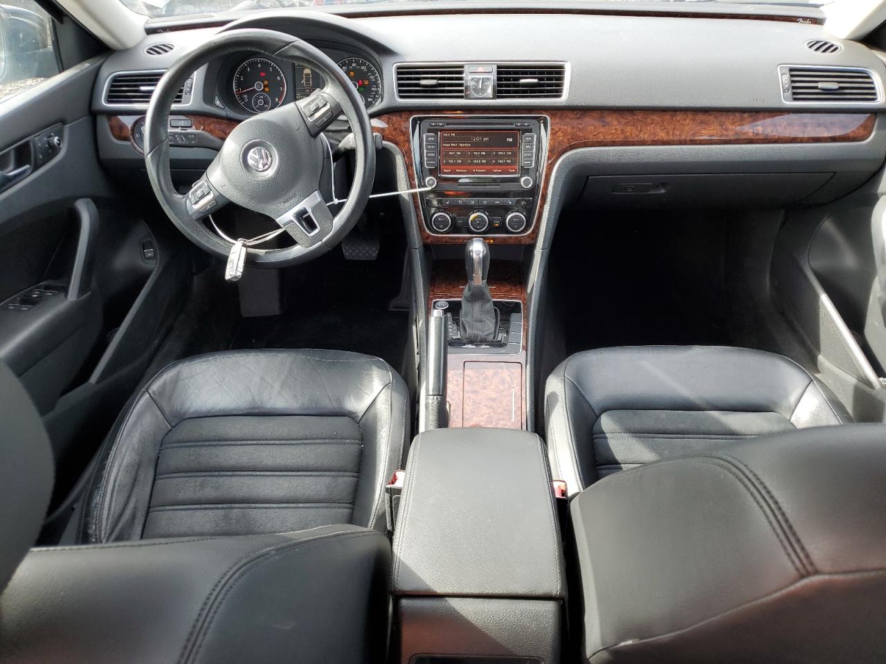 2012 Volkswagen Passat Sel VIN: 1VWCM7A39CC065562 Lot: 66571014